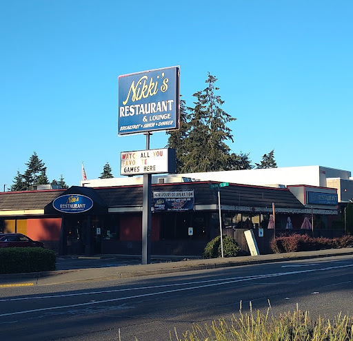 Nikki's Restaurant & Lounge